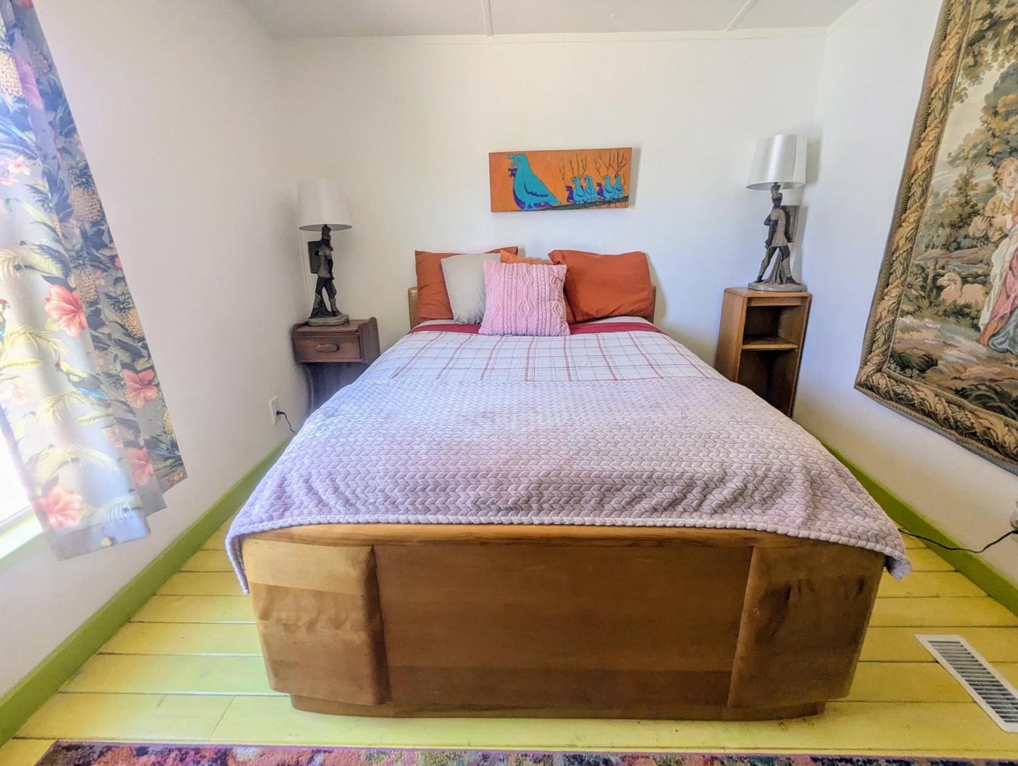 Pelican Spa Truth or Consequences Room photo